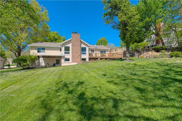 5801 W 164th Street, Stilwell, KS 66085