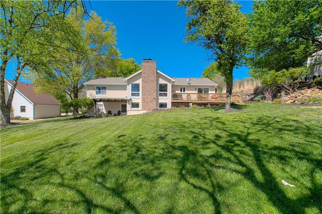 5801 W 164th Street, Stilwell, KS 66085