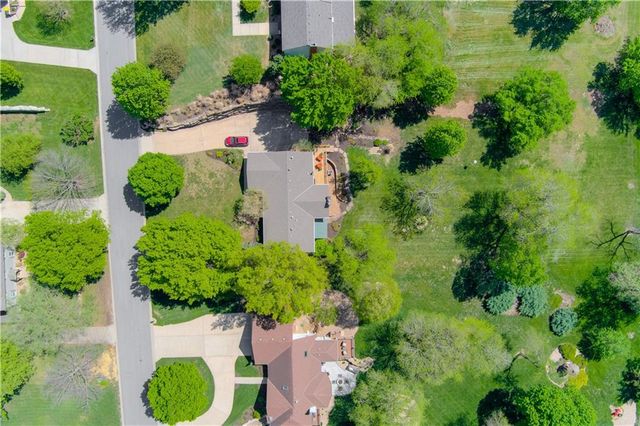 5801 W 164th Street, Stilwell, KS 66085