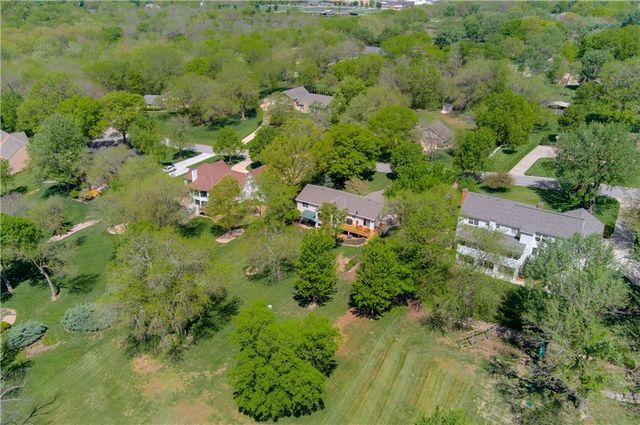 5801 W 164th Street, Stilwell, KS 66085