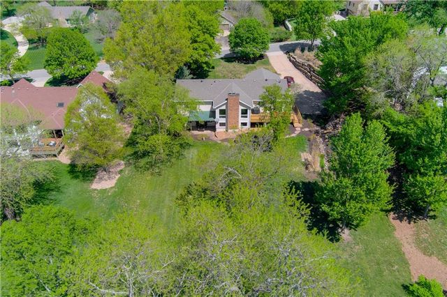 5801 W 164th Street, Stilwell, KS 66085