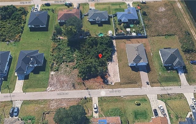 3015 26th ST SW, Lehigh Acres, FL 33976