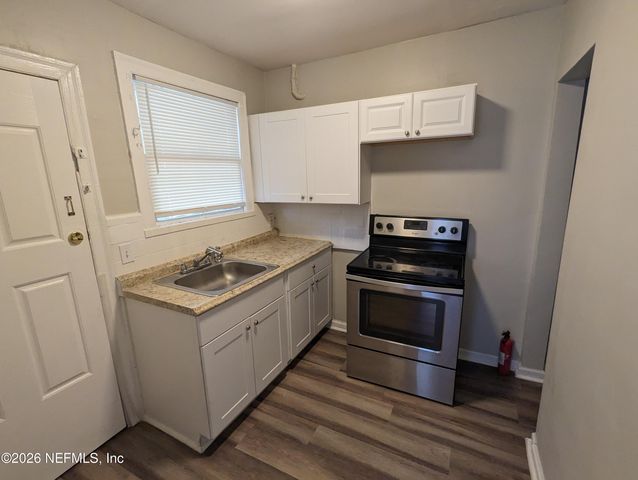 1204 CHERRY Street, Jacksonville, FL 32205