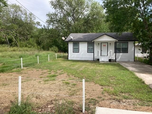 5810 E Houston Road, Houston, TX 77028