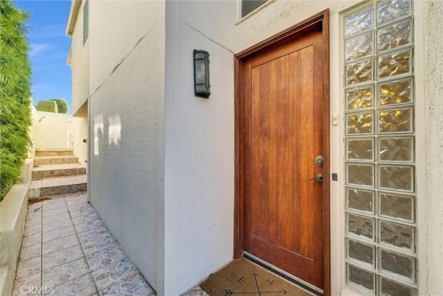 820 Acapulco Street, Laguna Beach, CA 92651