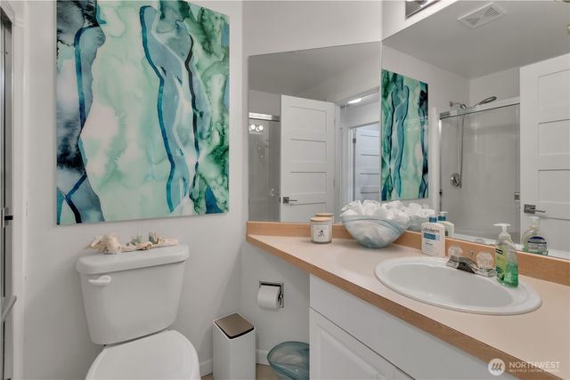 3901 47th Avenue NE, Tacoma, WA 98422