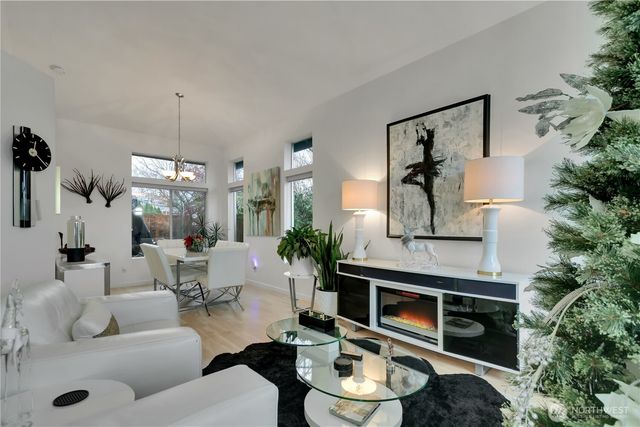 3901 47th Avenue NE, Tacoma, WA 98422