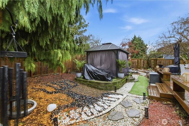 3901 47th Avenue NE, Tacoma, WA 98422