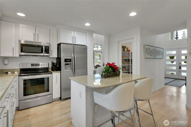 3901 47th Avenue NE, Tacoma, WA 98422