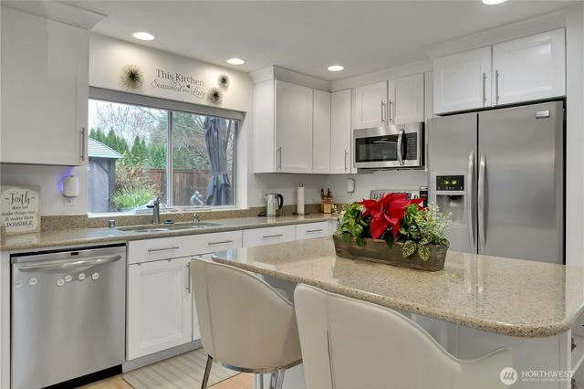 3901 47th Avenue NE, Tacoma, WA 98422