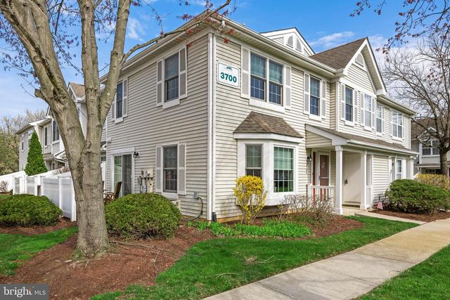 3704 FENWICK LN, Mount Laurel, NJ 08054