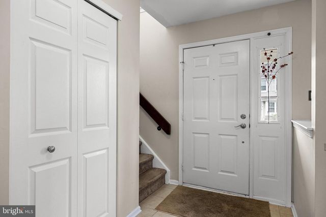 3704 FENWICK LN, Mount Laurel, NJ 08054