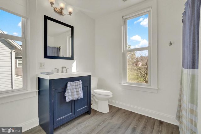 29 HIGH ST, Stewartstown, PA 17363