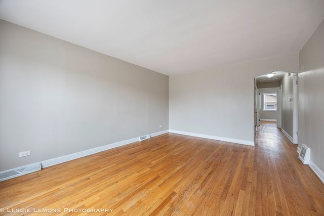 5431 S Natoma Avenue, Chicago, IL 60638