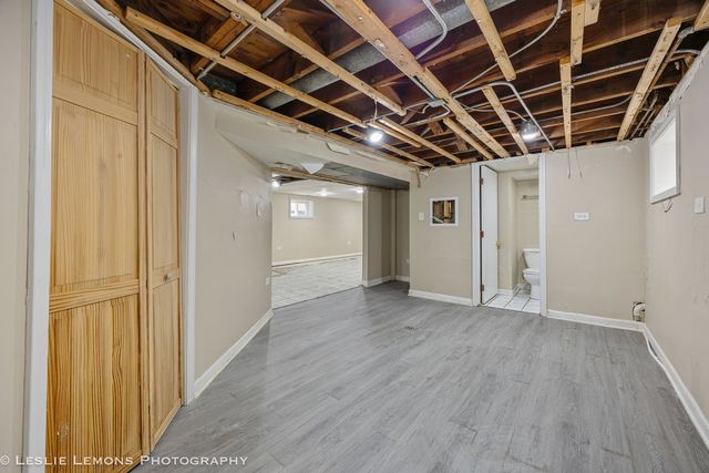 5431 S Natoma Avenue, Chicago, IL 60638