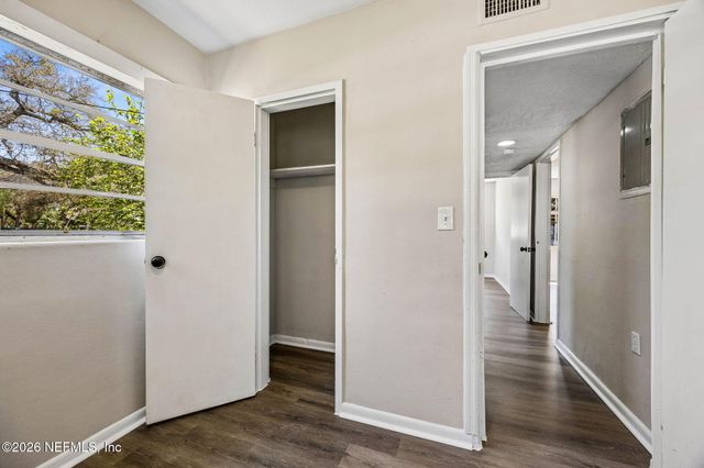 1627 E 9TH Street 1629, Jacksonville, FL 32206