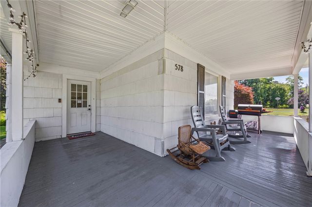 578 Ridge Road, Ontario, NY 14519