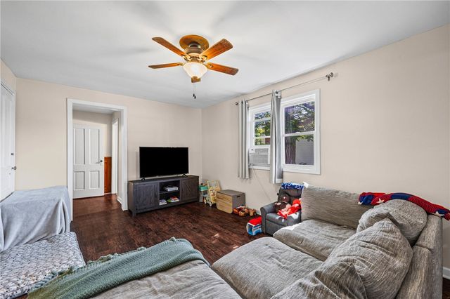 578 Ridge Road, Ontario, NY 14519