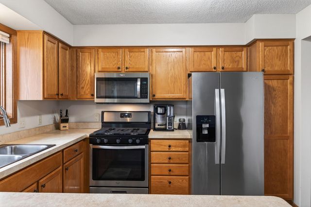 14620 Hayes Road, Apple Valley, MN 55124