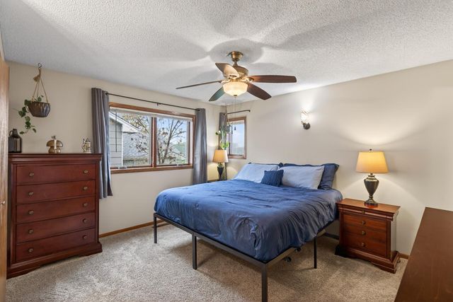 14620 Hayes Road, Apple Valley, MN 55124
