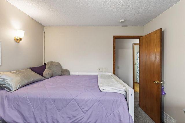 14620 Hayes Road, Apple Valley, MN 55124