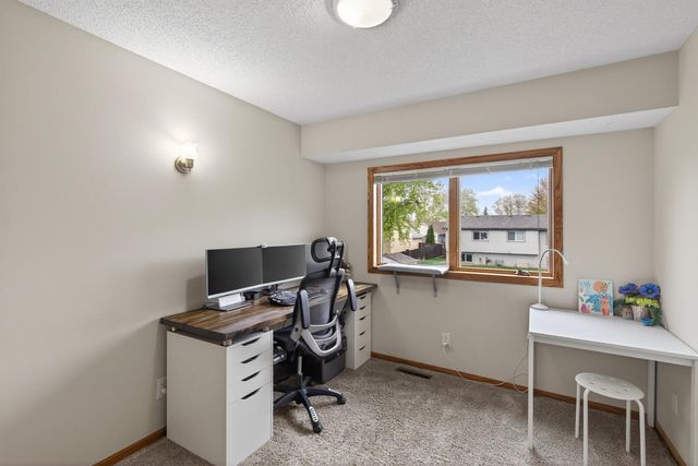 14620 Hayes Road, Apple Valley, MN 55124
