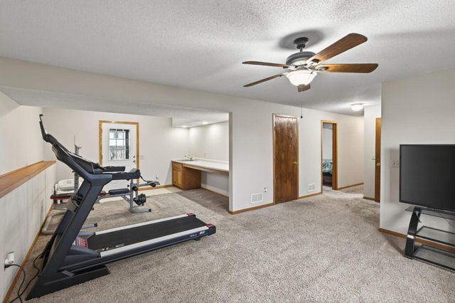 14620 Hayes Road, Apple Valley, MN 55124