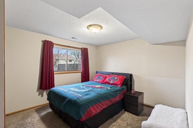 14620 Hayes Road, Apple Valley, MN 55124
