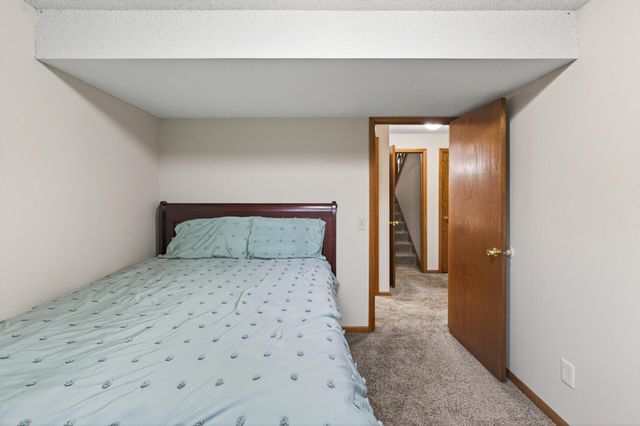 14620 Hayes Road, Apple Valley, MN 55124