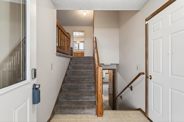 14620 Hayes Road, Apple Valley, MN 55124