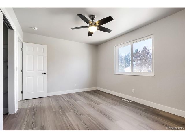 3800 S Quintero Cir, Aurora, CO 80013