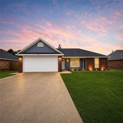 1309 E Kara Lane, Rogers, AR 72758