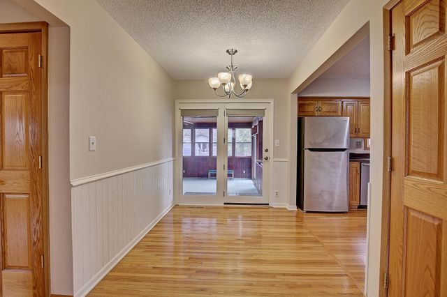 267 Hanska Court, Shoreview, MN 55126