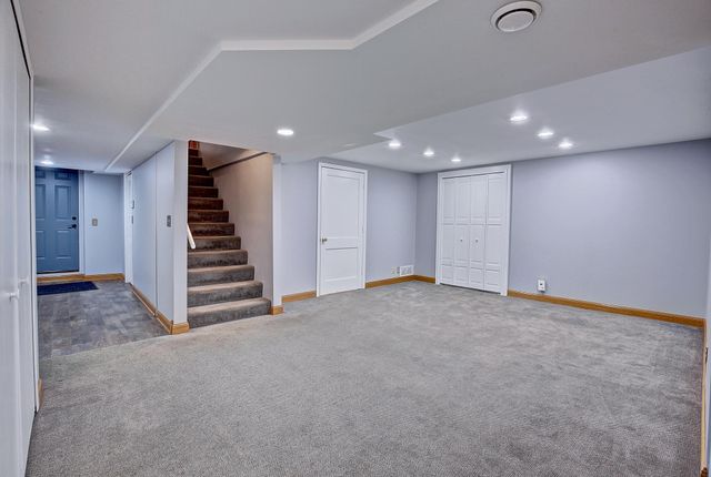 267 Hanska Court, Shoreview, MN 55126