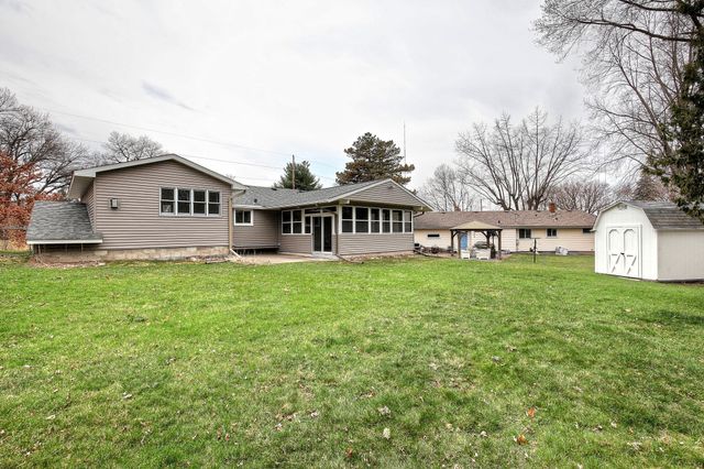 267 Hanska Court, Shoreview, MN 55126