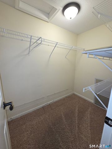 12 West Meadow Lane 2, Middletown, CT 06457