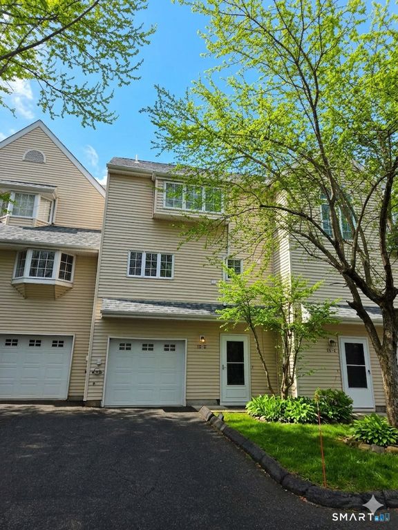 12 West Meadow Lane 2, Middletown, CT 06457