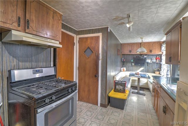 365 Hartford Avenue, Tonawanda, NY 14223