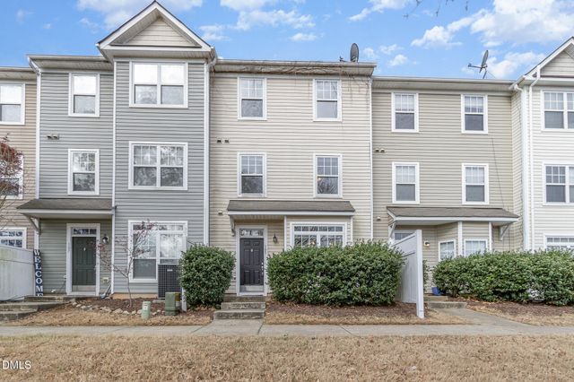 1311 Canyon Rock Court U105, Raleigh, NC 27610
