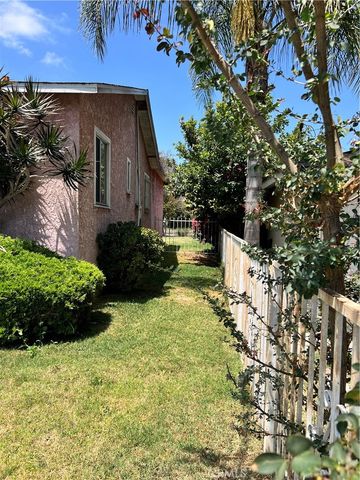 11743 Slater, Los Angeles, CA 90059