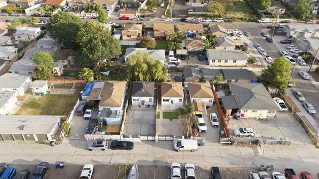237 39 54th Street, San Diego, CA 92114