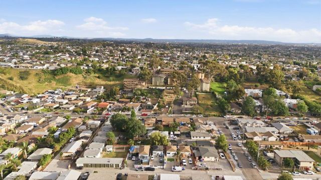 237 39 54th Street, San Diego, CA 92114