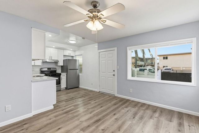 237 39 54th Street, San Diego, CA 92114