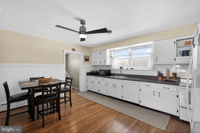 110 LANDING ST, Southampton, NJ 08088