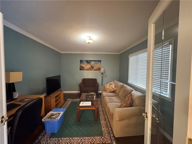 15 Shingle Mill Road, Irondequoit, NY 14609