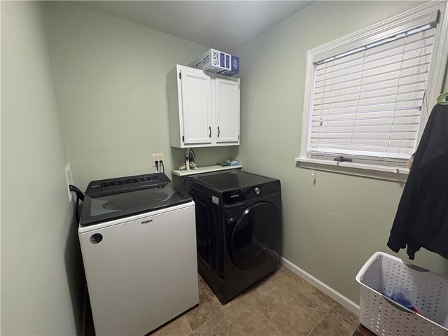 15 Shingle Mill Road, Irondequoit, NY 14609