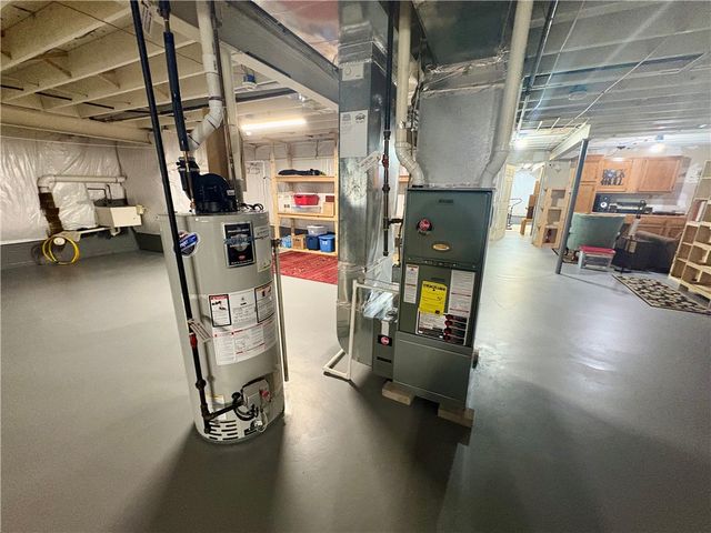 15 Shingle Mill Road, Irondequoit, NY 14609