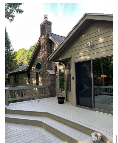 15 Shingle Mill Road, Irondequoit, NY 14609