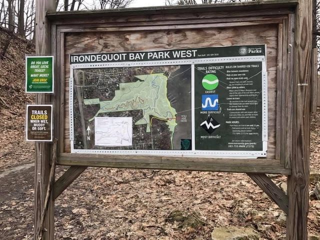 15 Shingle Mill Road, Irondequoit, NY 14609