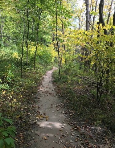 15 Shingle Mill Road, Irondequoit, NY 14609